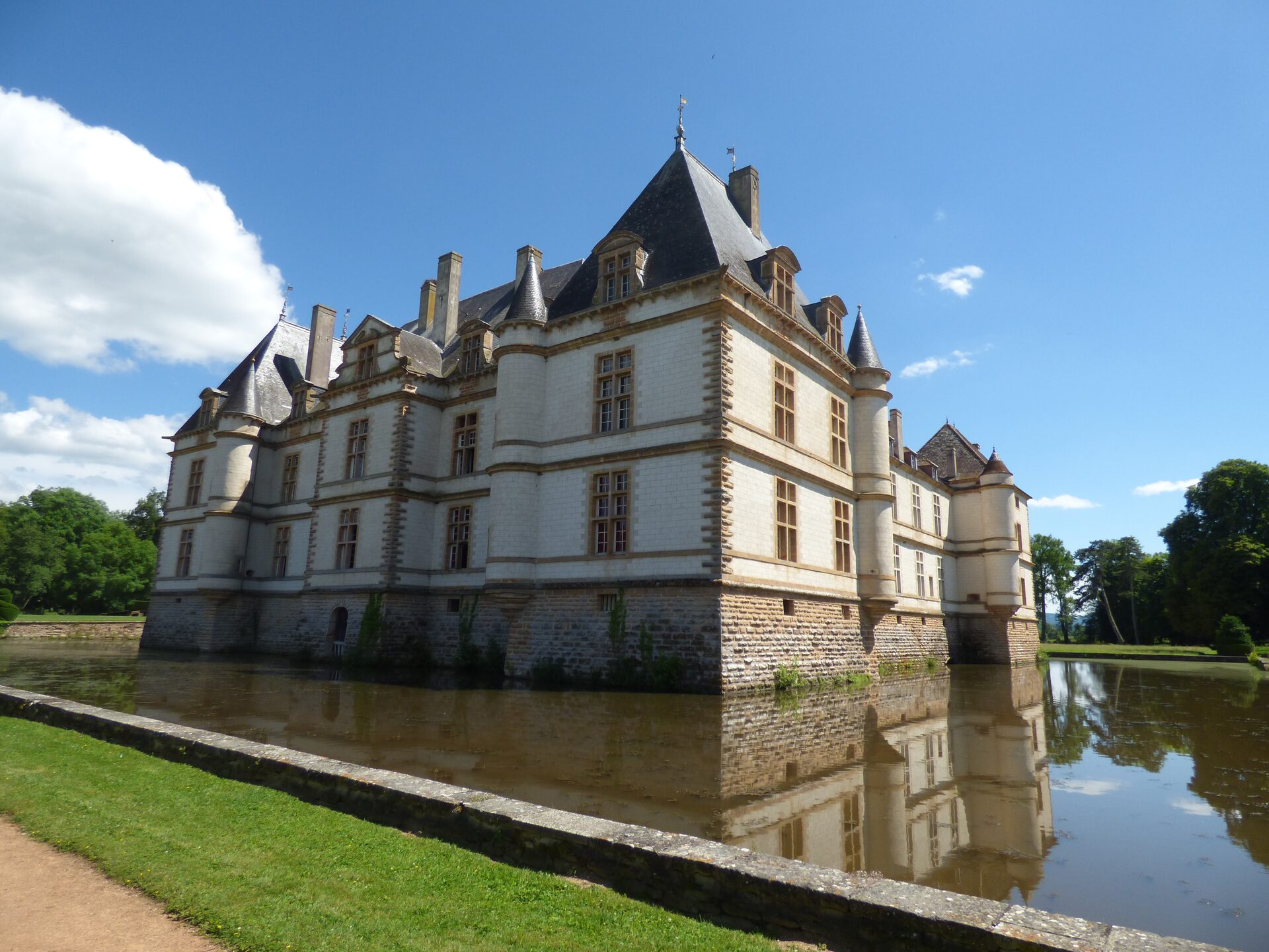Château de Cormatin